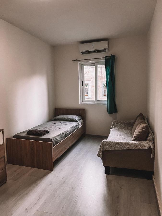 Cozy 3 Bedrooms Flat In Paceville Сент Джулианс Экстерьер фото